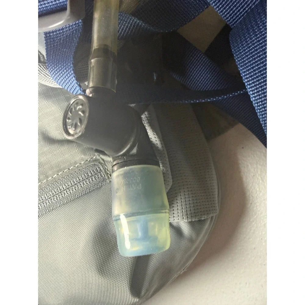 Ascend Torrent 13L Hydration Backpack Gray Blue 3.0L Reservoir Hiking Cycling